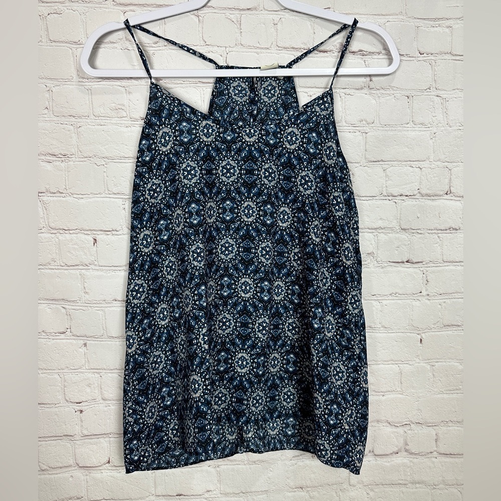 Paper Crane sleeveless blue flowy lightweight blouse, sz M, GUC